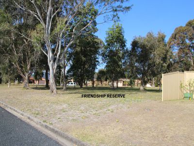 4 Friendship Key, Forster