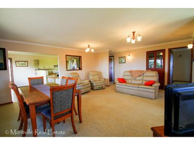 242-246 Flaxton Drive, Flaxton