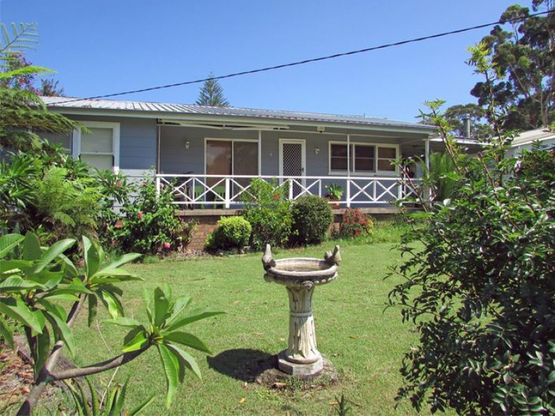 6 Edwin Avenue, Lake Conjola