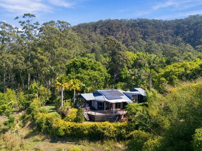 189 Coopers Lane West, Main Arm