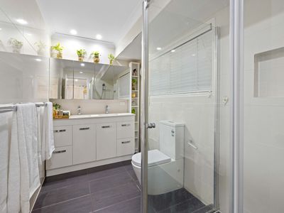 301 Westlake Drive, Westlake