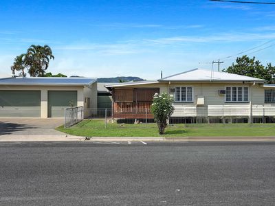 249 Little Spence Street, Bungalow
