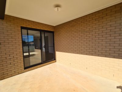 8 Medieval Crescent, Mooroopna