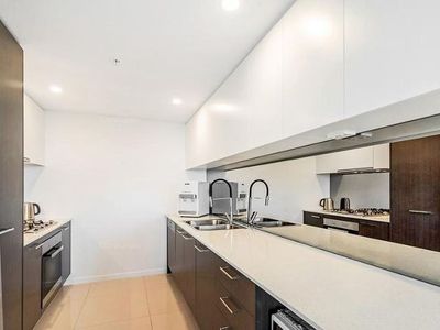 1908 / 25-31 East Quay Drive, Biggera Waters