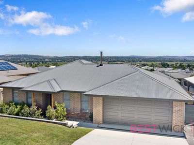 13 McGillan Drive, Kelso