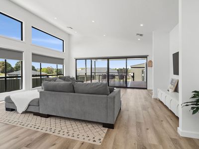 10E Holborow Street, Crookwell