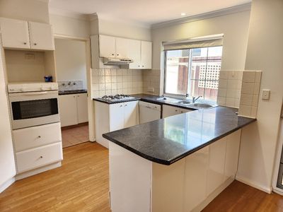 2 / 15 Teague Street, Burswood