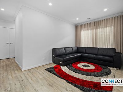 21 Dewhurst Circuit, Cranbourne East