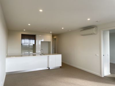 210b / 57 Middleborough Road, Burwood