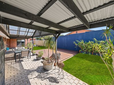 11 Roberts Road, Cranbourne