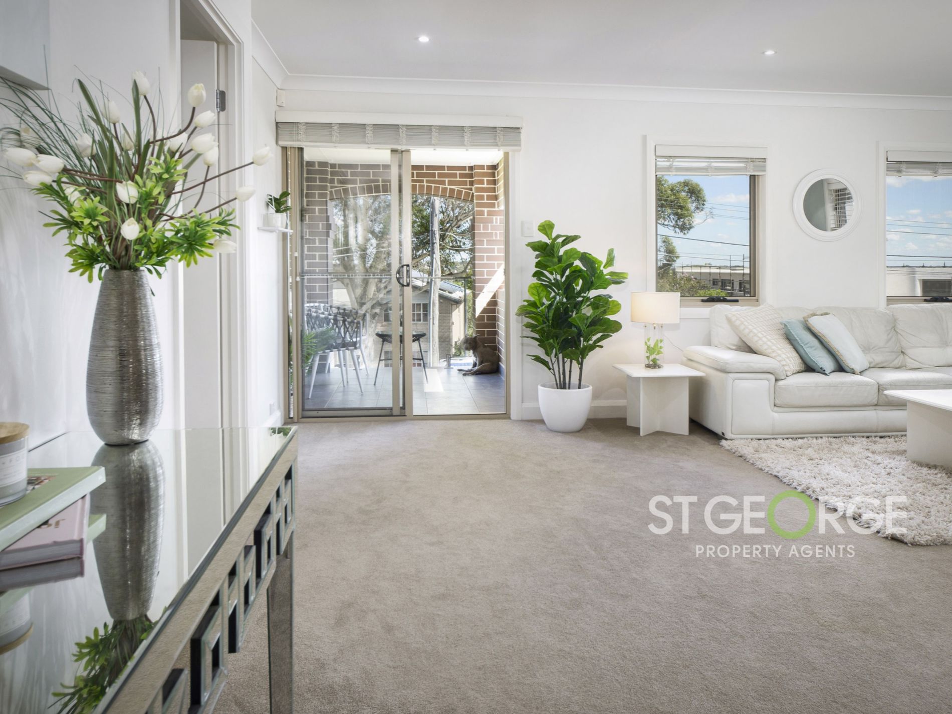 14 Rocklea Crescent, Sylvania