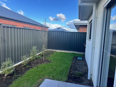 1 / 36 Sarakos Circuit, Wangaratta