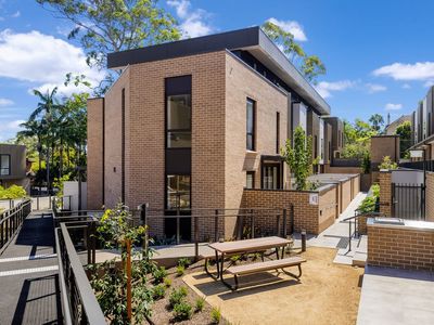 TH 38 / 18 Beaconsfield Parade, Lindfield