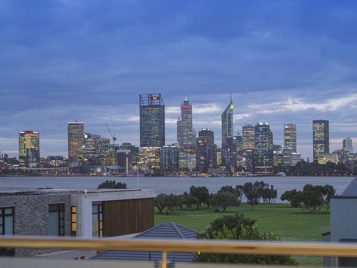 5 GARDEN STREET, South Perth