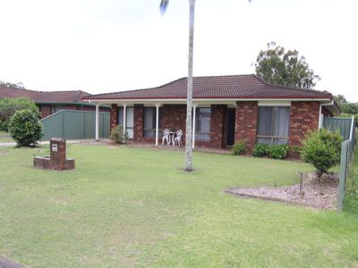 27 Kennewell Parade, Tuncurry