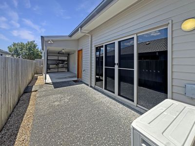 2 / 10 Coldstream Street, Pimpama