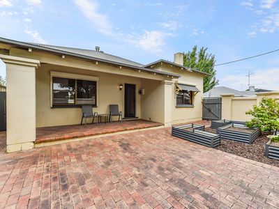 112 Jubilee Highway East, Mount Gambier