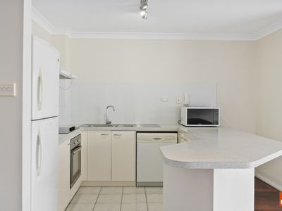 48 53 McMillan Crescent, Griffith