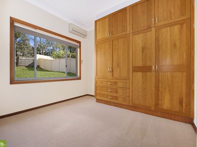 19 Leigh Crescent, Unanderra