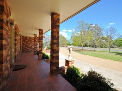 10 Charmere Place, Dubbo