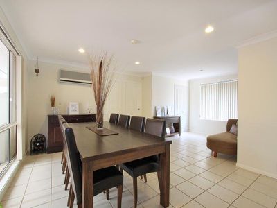 22 Westwood Dr, Blackbutt