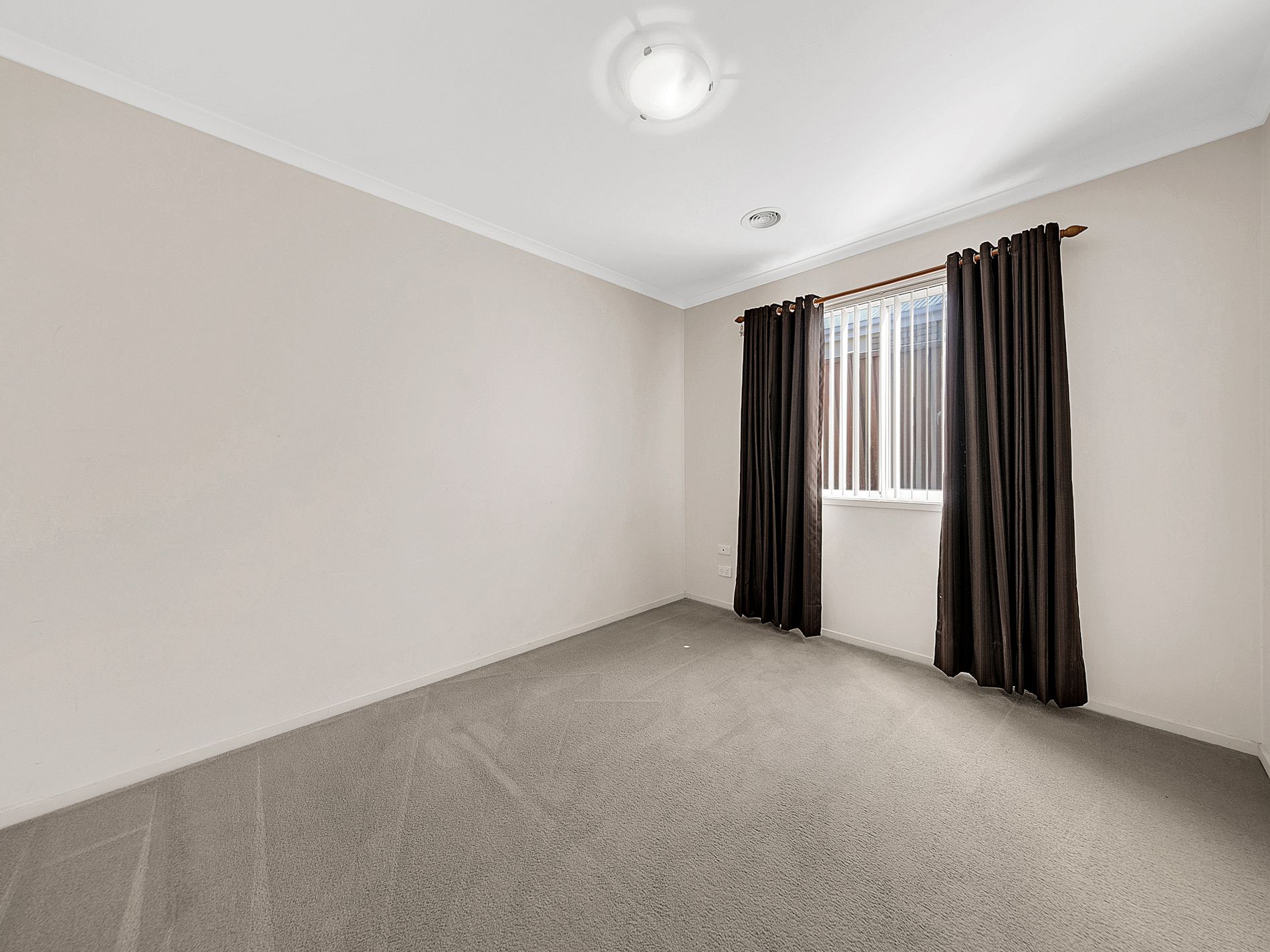 43 Bowral Loop, Craigieburn