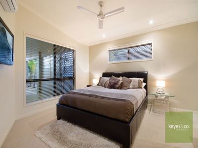 13 Waterlily Circuit, Douglas