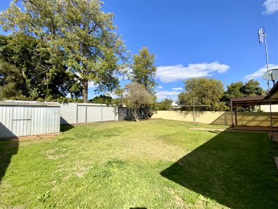 8 Hunter Street, Forbes