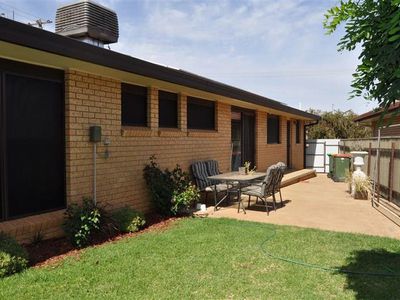 7 Queen Street, Forbes