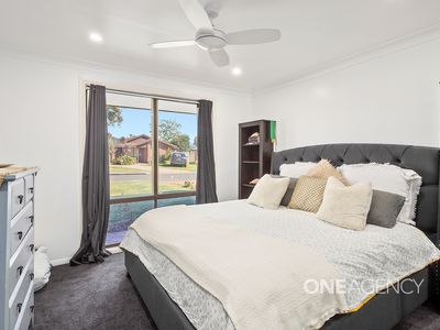 6 Hakea Place, Albion Park Rail