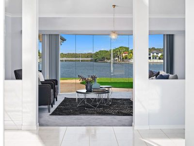 9 Parkwater Point, Helensvale