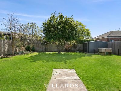 18 Read Street, Newtown