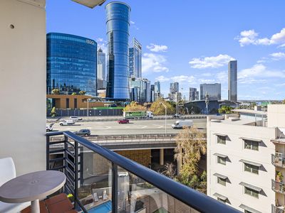 605 / 112 Mounts Bay Road, Perth