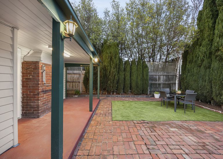 106 Barkers Road, Hawthorn