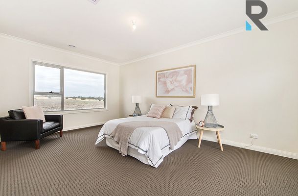 133 Horizon Boulevard, Greenvale