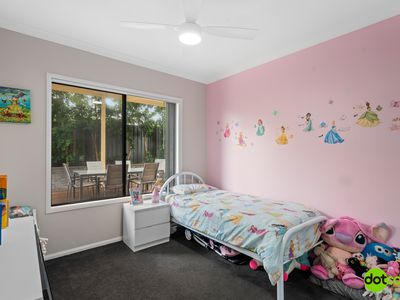 3 Tulip Way, Hamlyn Terrace