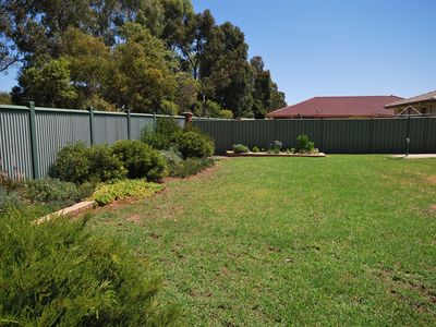 27  Namoi Crescent, Dubbo