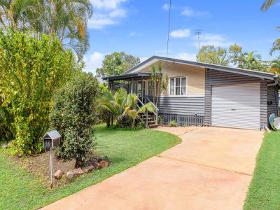 38 Pines Avenue, Cooroibah