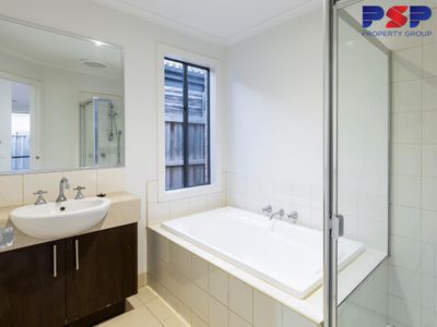 146 Greens Road, Wyndham Vale