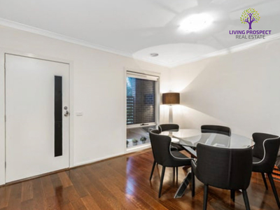 1 / 24 Findon Court, Point Cook