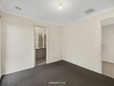 9 Scordia Place, Pakenham