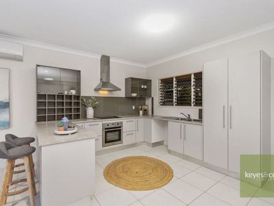 14 Perisher Court, Mount Louisa