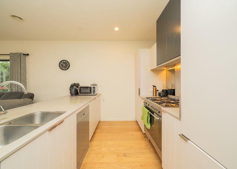 24 Clarendon Street, Avondale Heights