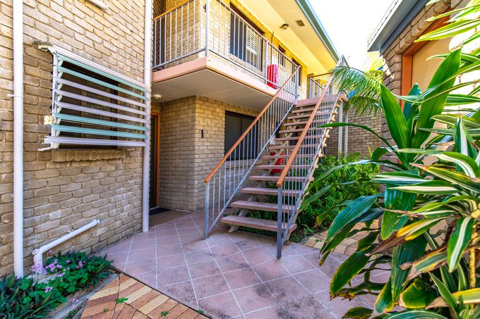 1 / 18 Akeringa Place, Mooloolaba