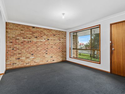 2 / 38 Beverley Avenue, Warilla
