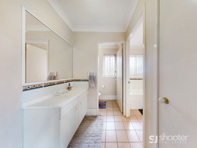 24 Murrumbidgee Place, Dubbo