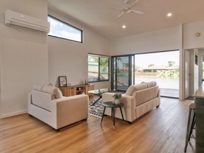 2 / 28 Earl St Vincent Circuit, Eli Waters