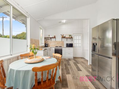 1B Fish Parade, Gormans Hill