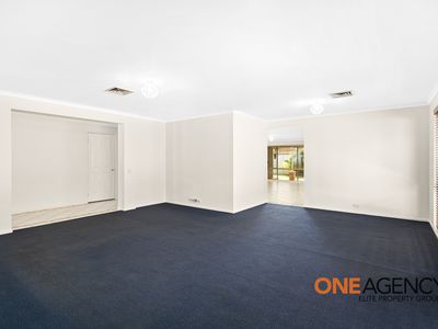 9 FLEET CRESCENT, Albion Park