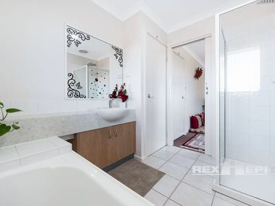 32 / 4 Paydon Way, Hampton Park